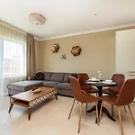 Sakura_inn Palanga
